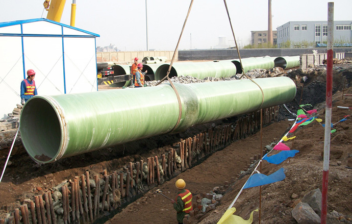 玻璃鋼管道的吊運(yùn)