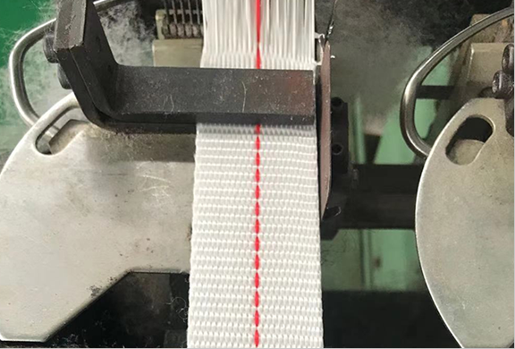 成華吊裝帶編織機(jī)生產(chǎn)現(xiàn)場一角