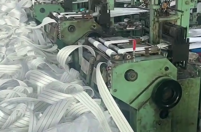 雙十一后成華吊裝帶車間加班趕工依舊在持續(xù)